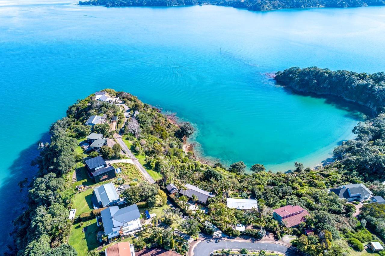 Palms On Kennedy Point - Stay Waiheke Te Whau Bay Exterior photo