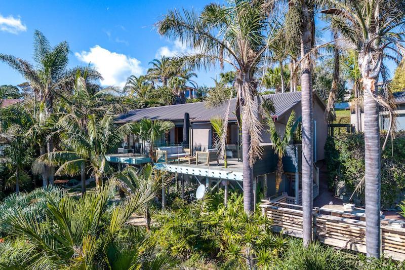 Palms On Kennedy Point - Stay Waiheke Te Whau Bay Exterior photo
